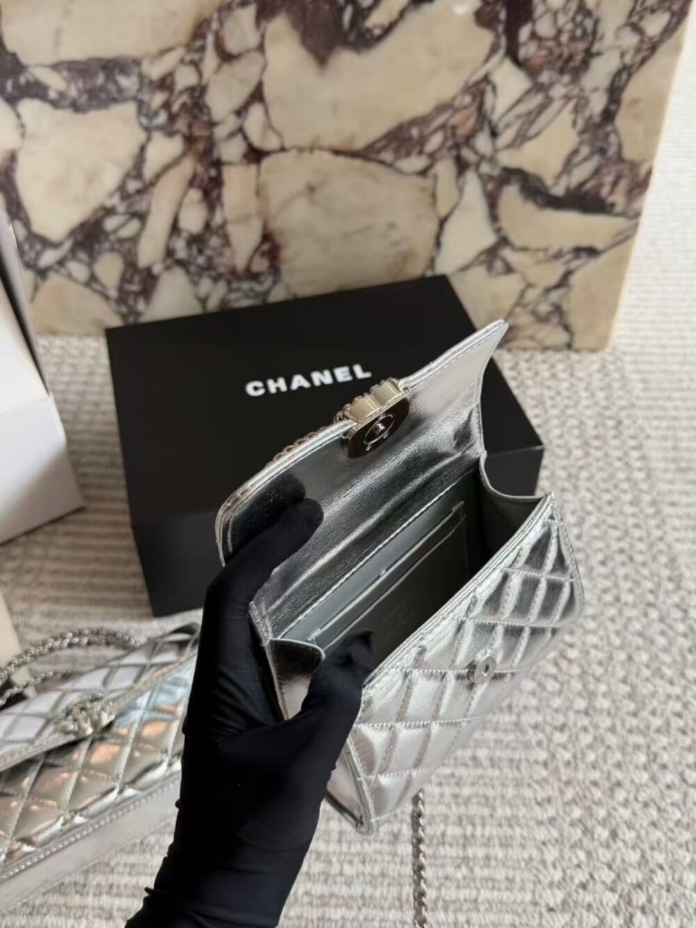 Chanel Brand-New Silver Phone Bag👜 - Picture 6 of 6